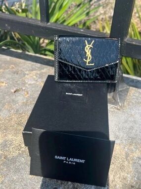 Saint Laurent NEW Black Patent Card Holder with Gold YSL Emblem